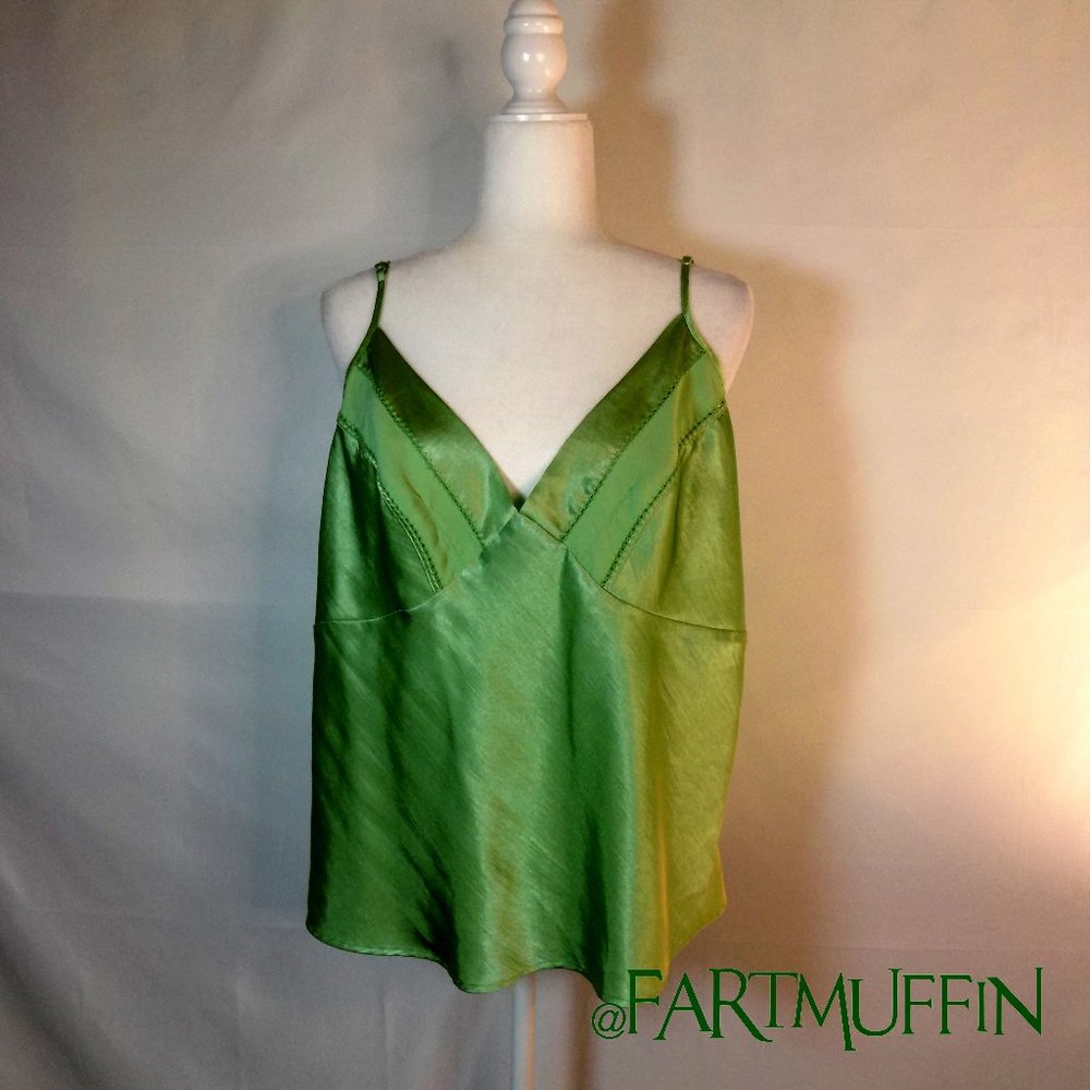 Secret Treasures V-Neck Camisole in Runner Bean 3X